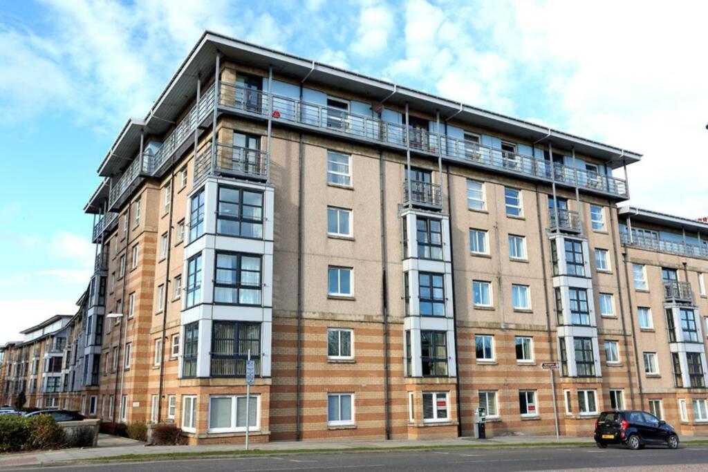 Lovely 2 Bed Apartment Close To Aberdeen Beach! Ngoại thất bức ảnh